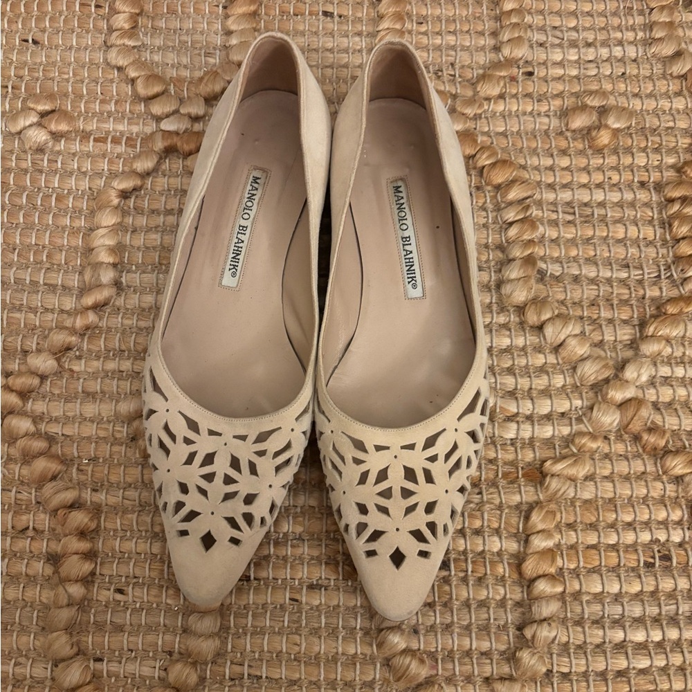Manolo Blahnik flats. Size 6.5 - Picture 2 of 4